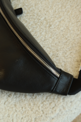 Чоловіча шкіряна бананка чорна, поясна сумка з натуральної шкіри з високоякісною срібною фурнітурою 