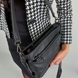 Женская кожаная сумка МІС 2619 черная