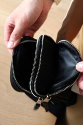 Чоловіча шкіряна сумка через пече слінг, з натуральної шкіри