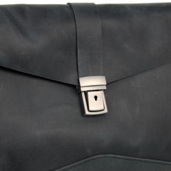 Чоловічий шкіряний портфель-папка 4680 чорний