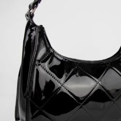 Жіноча лакова сумка МІС 36222 чорна