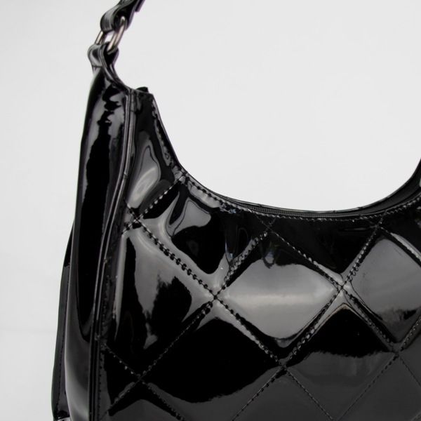 Женская лаковая сумка МІС 36222 черная