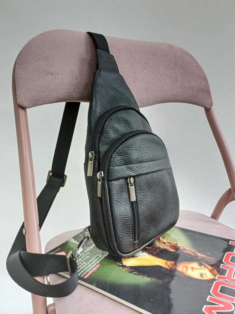 Мужская сумка-слинг Vesson 4716 черная 